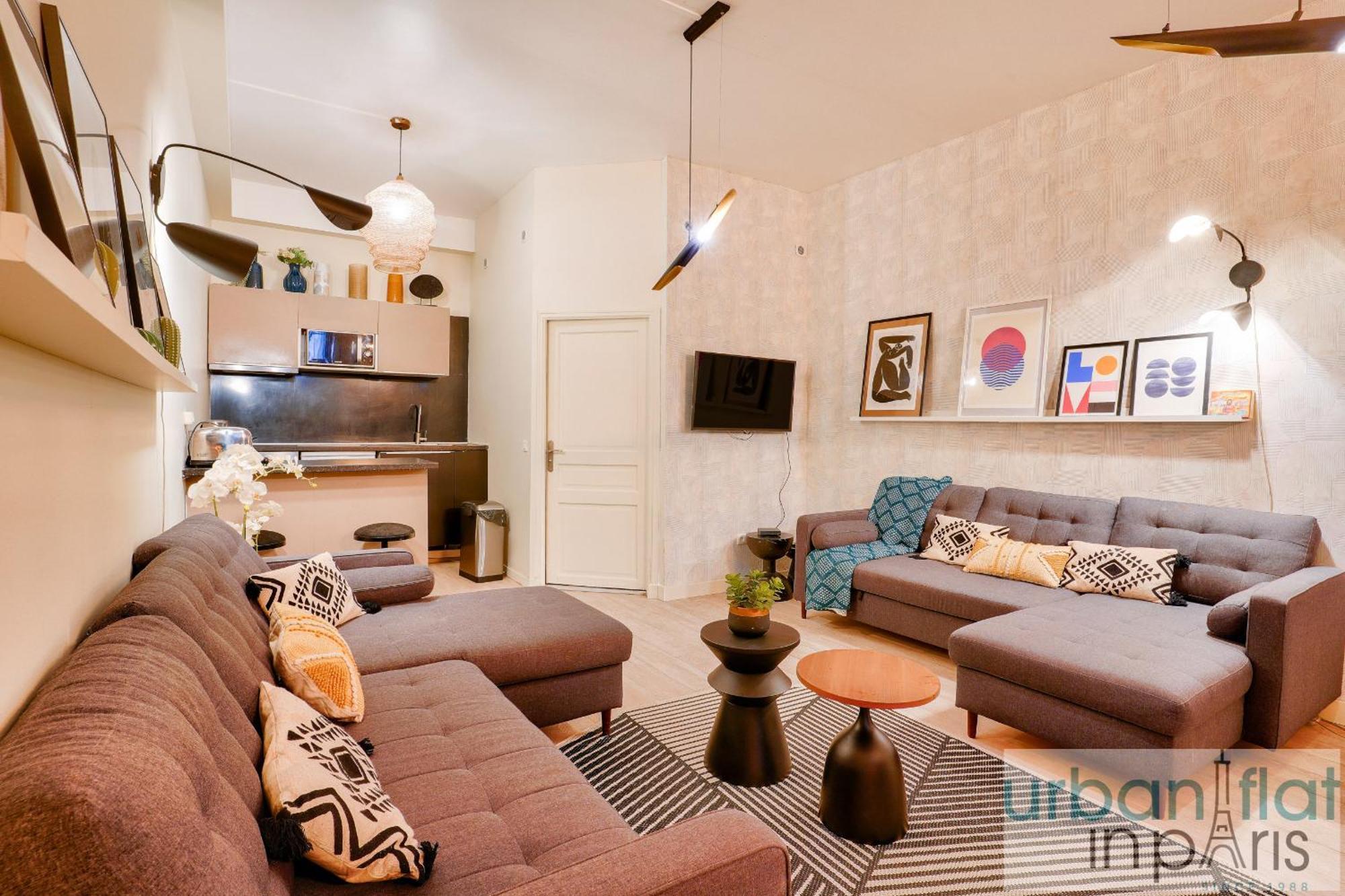 33 - Flat Av des Champs-Élysées Parigi Esterno foto