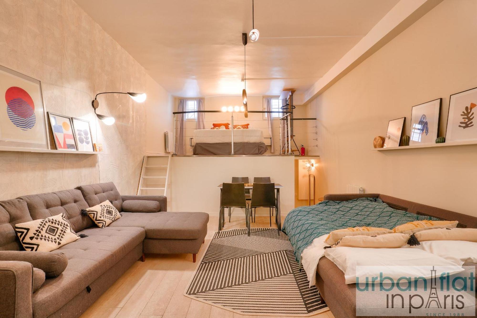 33 - Flat Av des Champs-Élysées Parigi Esterno foto